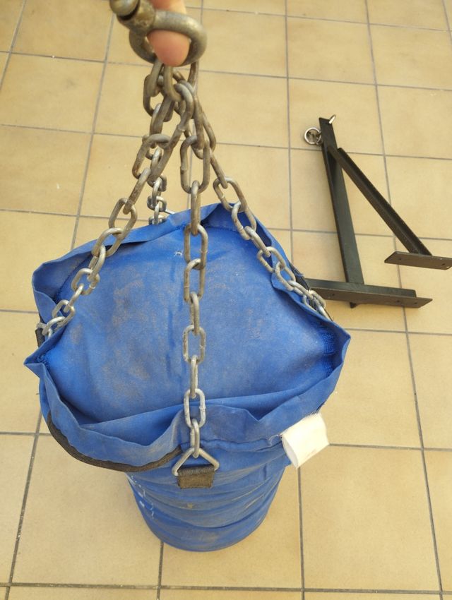 Saco boxeo + soporte pared