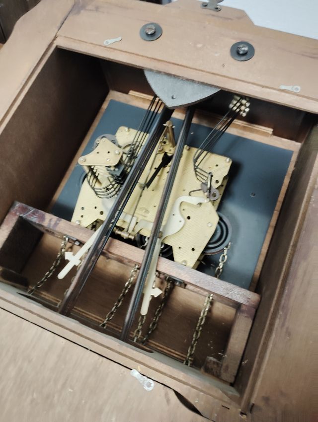 Reloj Pared antiguo de madera