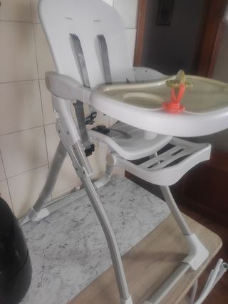 Trona bebé plegable