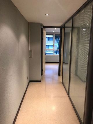 Oficina en alquiler en Ermitagaña - Mendebaldea en Pamplona