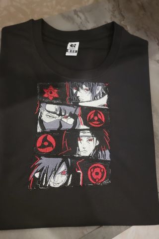 Maglietta Naruto ricamata