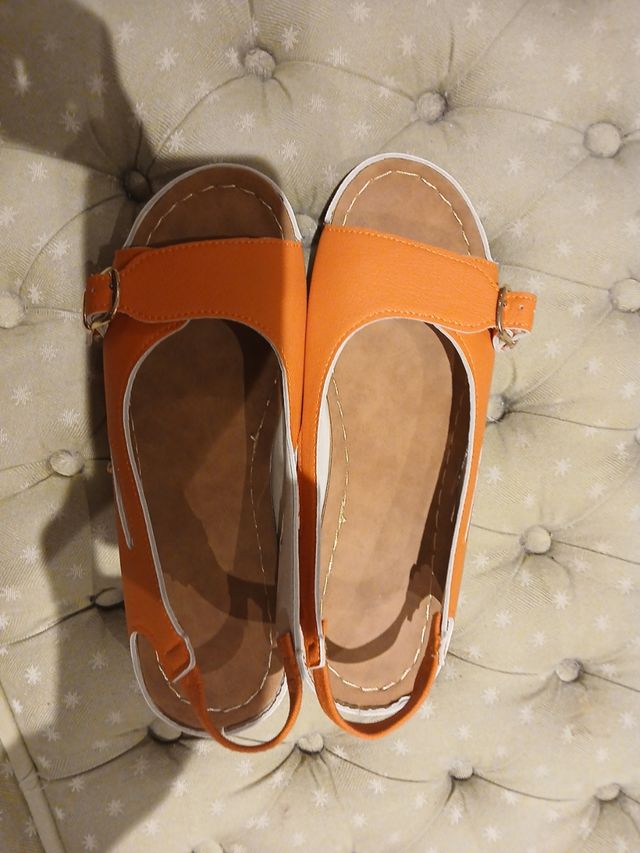 Sandalias cuña naranja