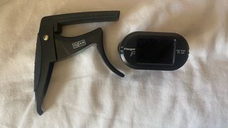 Guitarra electroacústica Washburn EA12