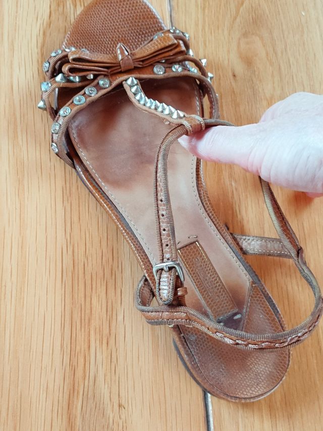 Sandalias Uterque planas T:40