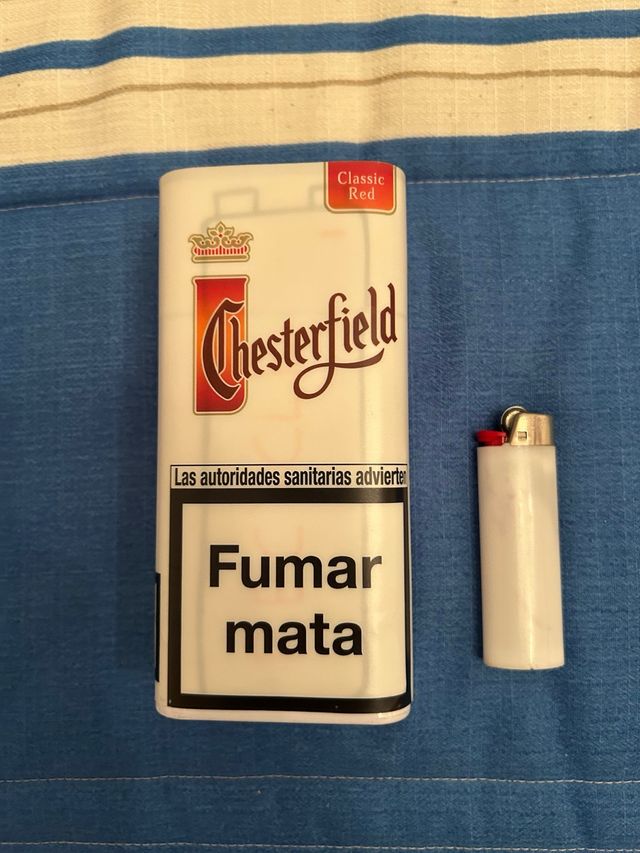 Caja metalica Chesterfield retro