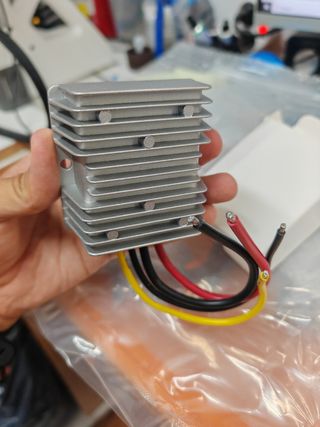 Convertidor DC-DC 360W 12V-24V Tobsun 15A max