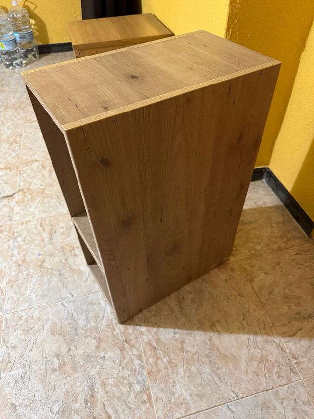 Estanteria madera marrón