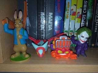 Lote de 4 figuras 