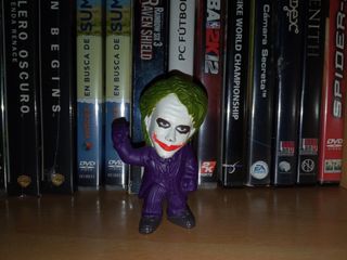 Lote de 4 figuras 