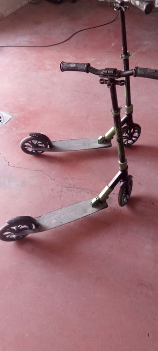 2 Patinetes infantiles