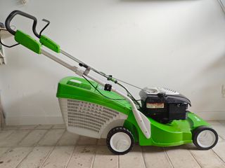 Cortacésped Viking MB 448 T