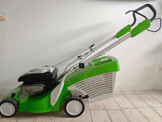 Cortacésped Viking MB 448 T