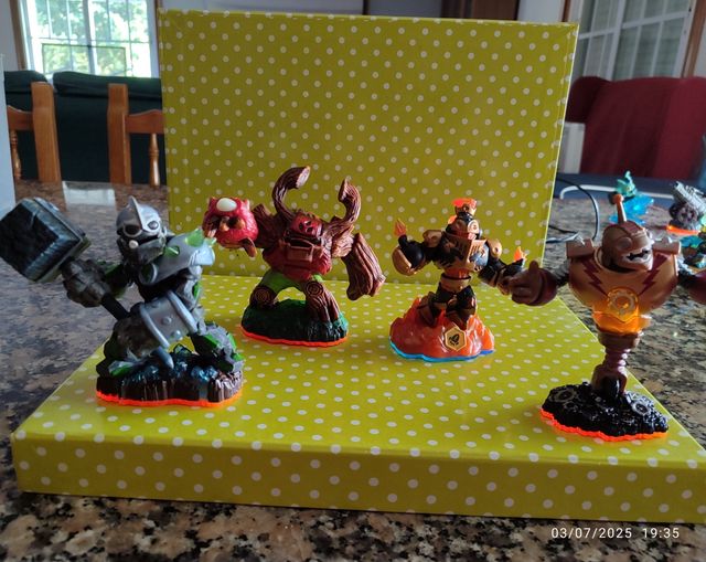 Skylanders para Wii - 21 figuras