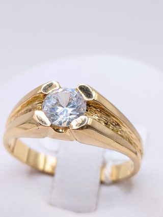 Anillo oro 18k con circonita