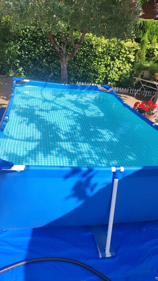 Piscina Intex desmontable, depuradora y cobertor.