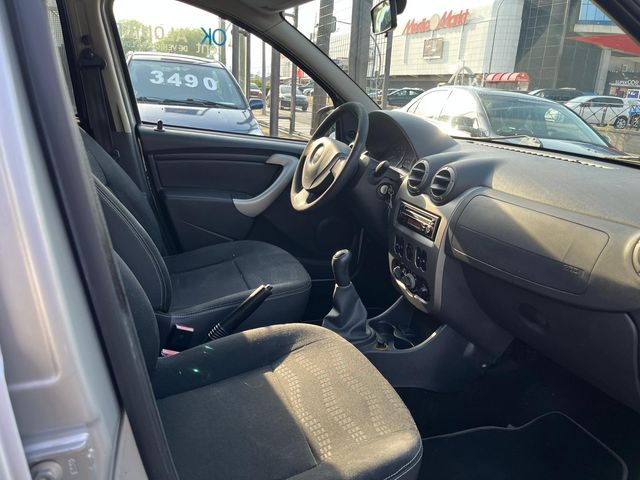 Dacia Sandero 2010