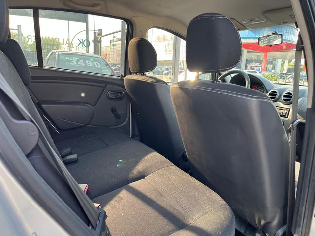 Dacia Sandero 2010