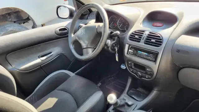 Peugeot 206 2006 1.4 XS Clim 90