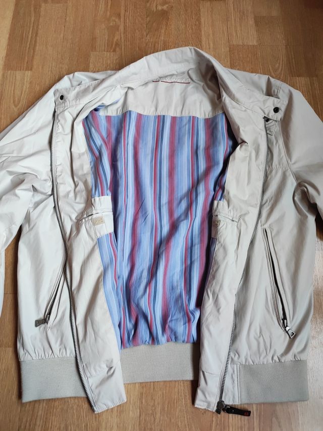 Chaqueta beige hombre