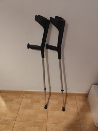 2 Muletas axilares