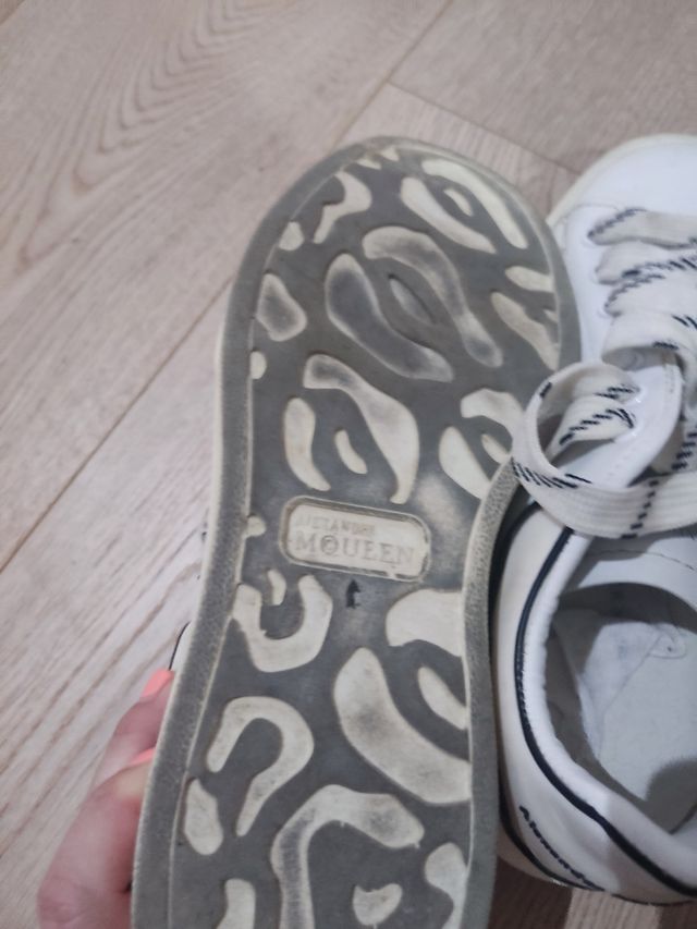 Zapatillas Alexander McQueen blancas