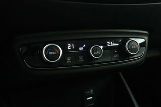Opel Crossland X 1.2 Turbo Design Line