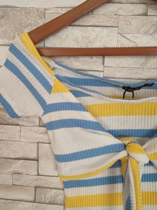 Crop top Bershka rayas azul blanco