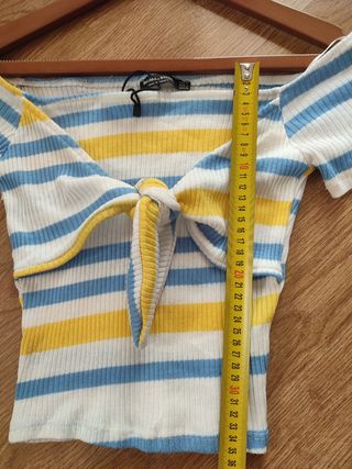 Crop top Bershka rayas azul blanco