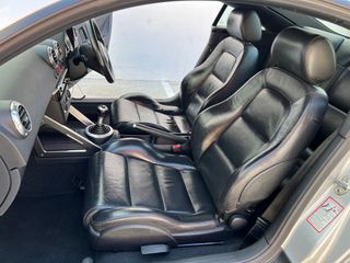 Audi TT V6 3.2cc (Manual!!)