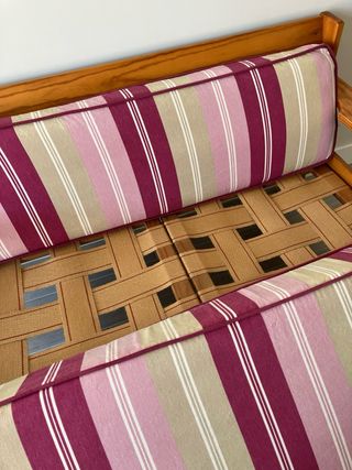 Sofá madera pino vintage y regalo lampara