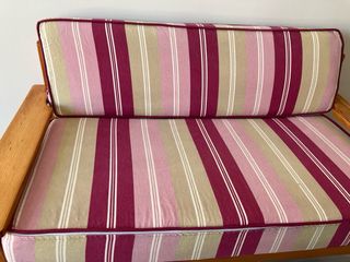 Sofá madera pino vintage y regalo lampara