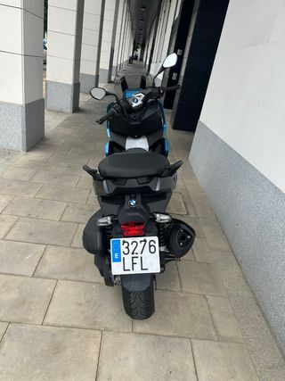 BMW C 400X - Moto Scooter - 2300km