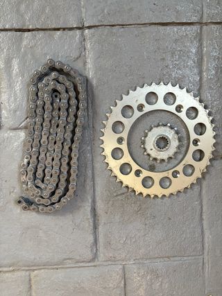 Kit arrastre KTM 450: Cadena y piñón
Nuevo