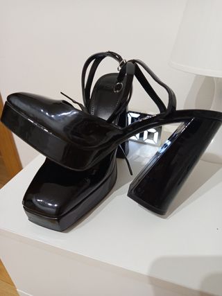 Zapatos plataforma negros tacón alto