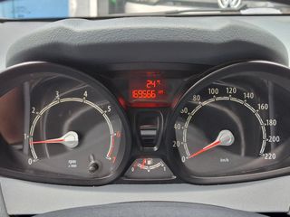 Ford Fiesta 2011   Etiq C