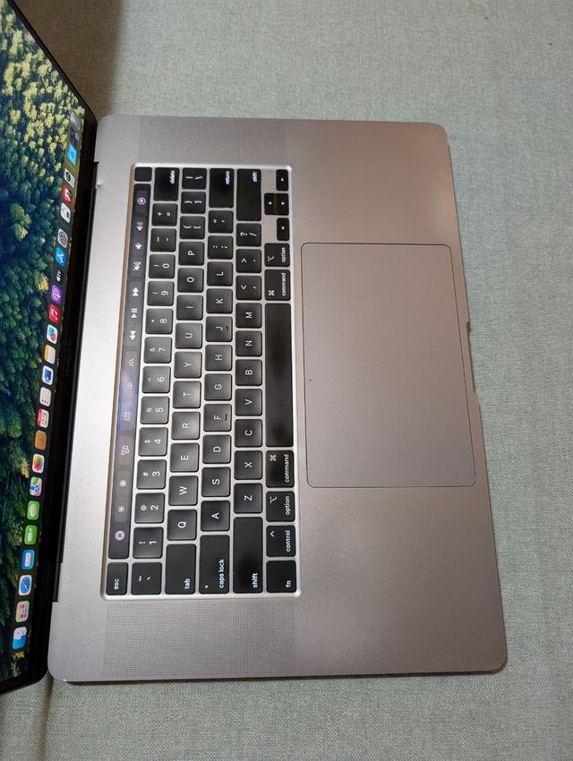Topcase per MacBook Pro 16" 2019