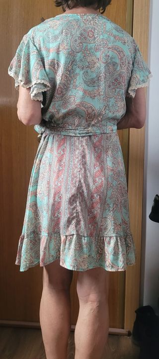 Vestido azul turquesa volantes