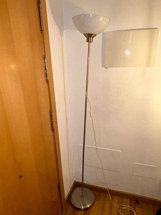 Lámpara de pie