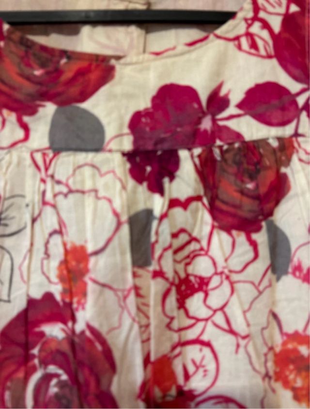 Bonito vestido de verão