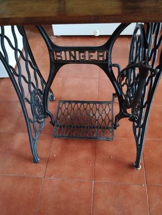 Máquina coser Singer antigua