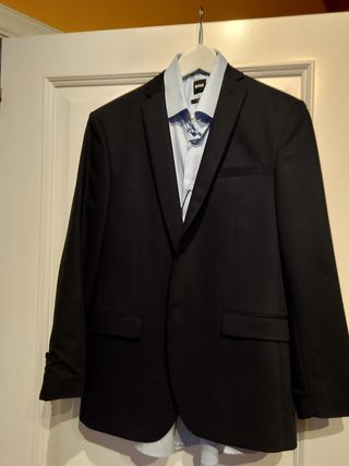 Traje Zara Man azul marino