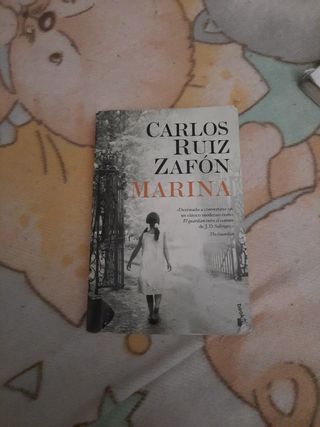 Marina (Spanish Edition)