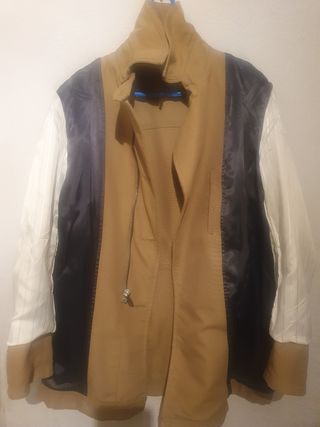 Gabardina corta de hombre