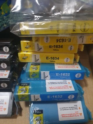 14 Cartucce Epson nuove giallo magenta nero ciano