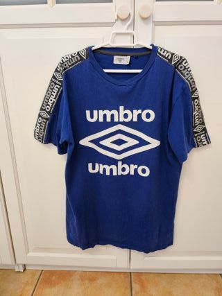 Camiseta Umbro azul talla S