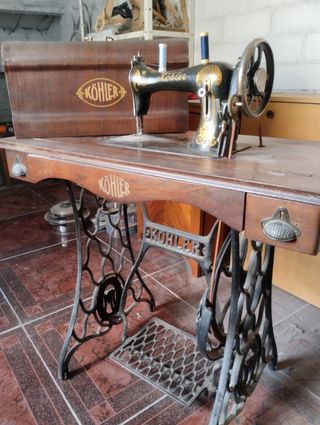Máquina coser Köhler antigua