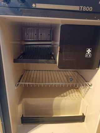 Caravana Roller460F ligera 3 ambientes -750 kg.