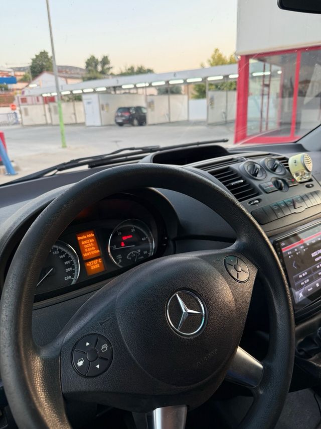 Mercedes-Benz Vito 2013
