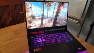 Asus ROG Strix G15 Advantage Amd Ryzen 9, Rx6800m.