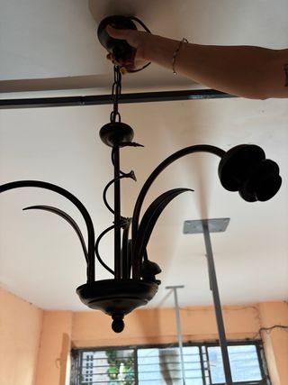 Lámpara negra de metal - Moderna